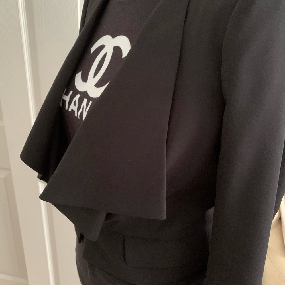 Jacket - Picture 3 of 4